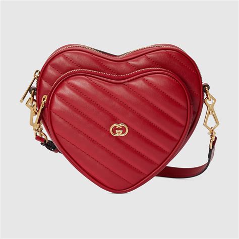 borsa cuore di gucci|La borsa cuore di Gucci è la minaudiere virale che tutti vogliono.